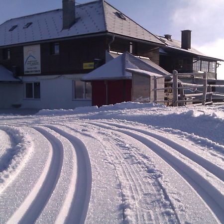 Отель Altes Almhaus Мариа-Ланковиц Экстерьер фото
